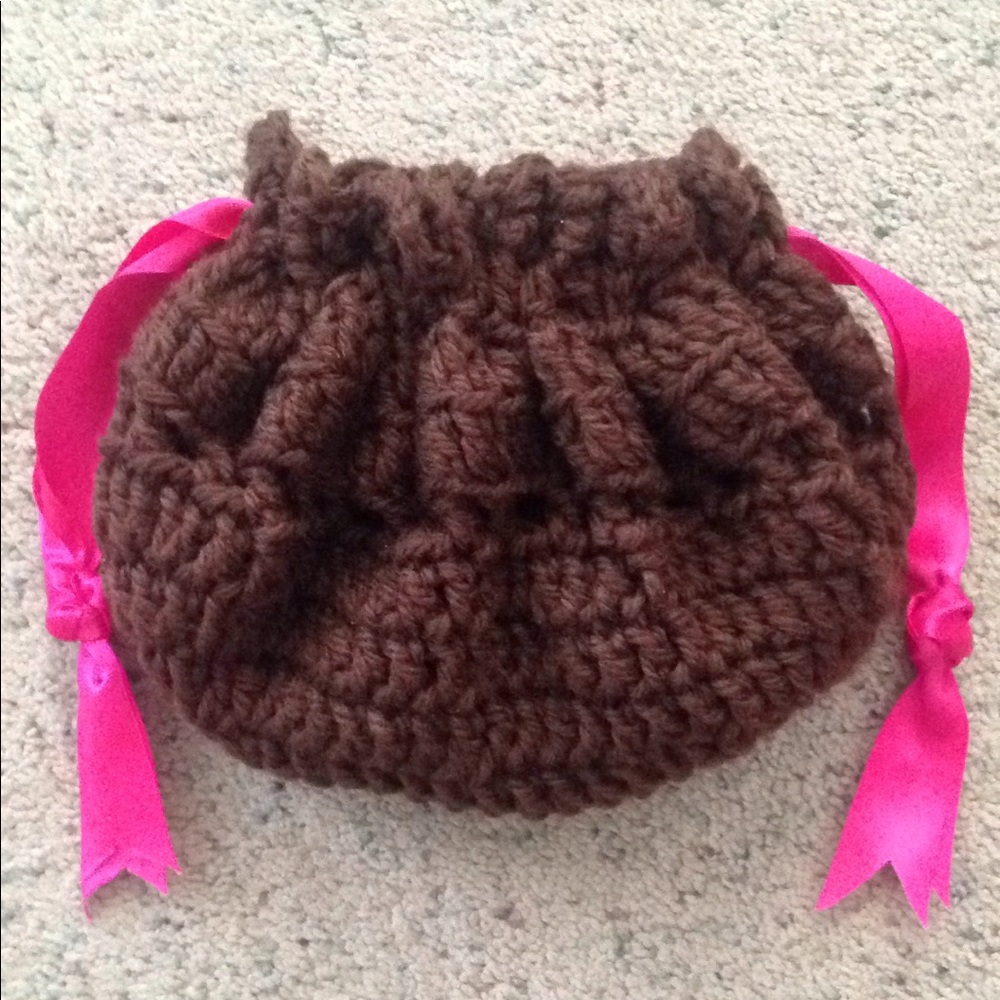 HAND CRAFTED Drawstring Wristlet Baguette Vintage Crochet Brown Pink